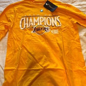 Fanatics Lakers Long Sleeve Shirt